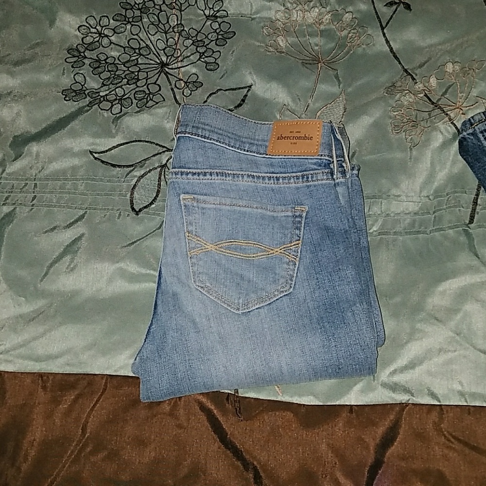 Girls Abercrombie jeans